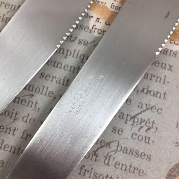 Set Of 3 Vintage Rogers Pistol Grip Butter Knives, Stainless Serrated Curved Han - Picture 3 of 4